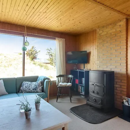 Mira - 375m From The Sea By Interhome Лёккен